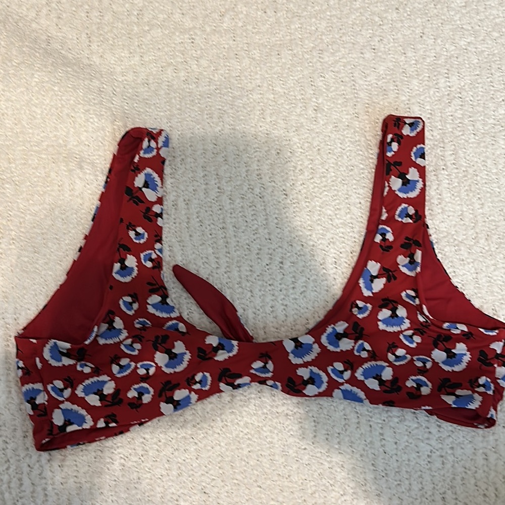 Dippin' Daisy's Red Floral Tie-Front Bikini Top - Picture 2 of 4